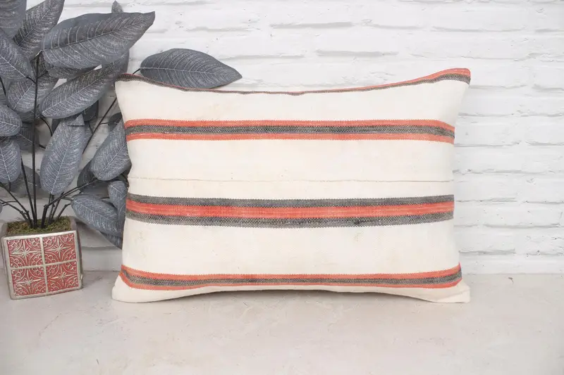 Handmade Kilim Cushion, 16x24 Beige Pillow Sham, Decorative Pillow Sham, Pillow Sham, Kilim Pillow, Couch Pillow, Vintage Pillow - 1