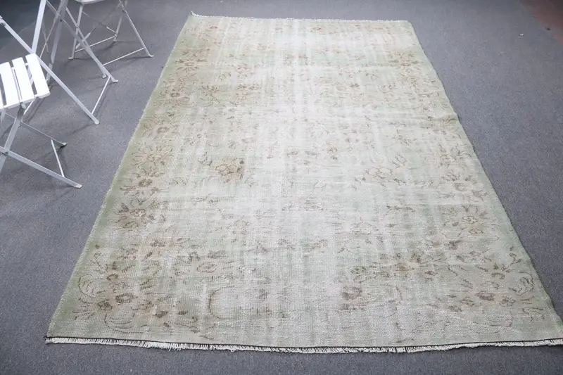 トルコヴィンテージラグ 5.6x9フィート (170x273cm)、Oushak グリーンウールラグ - 1