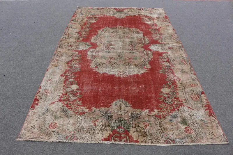 5.5x9.5 ft Vintage Oushak Halı, Türk Halısı, Kırmızı İkat Yün Halı - 1