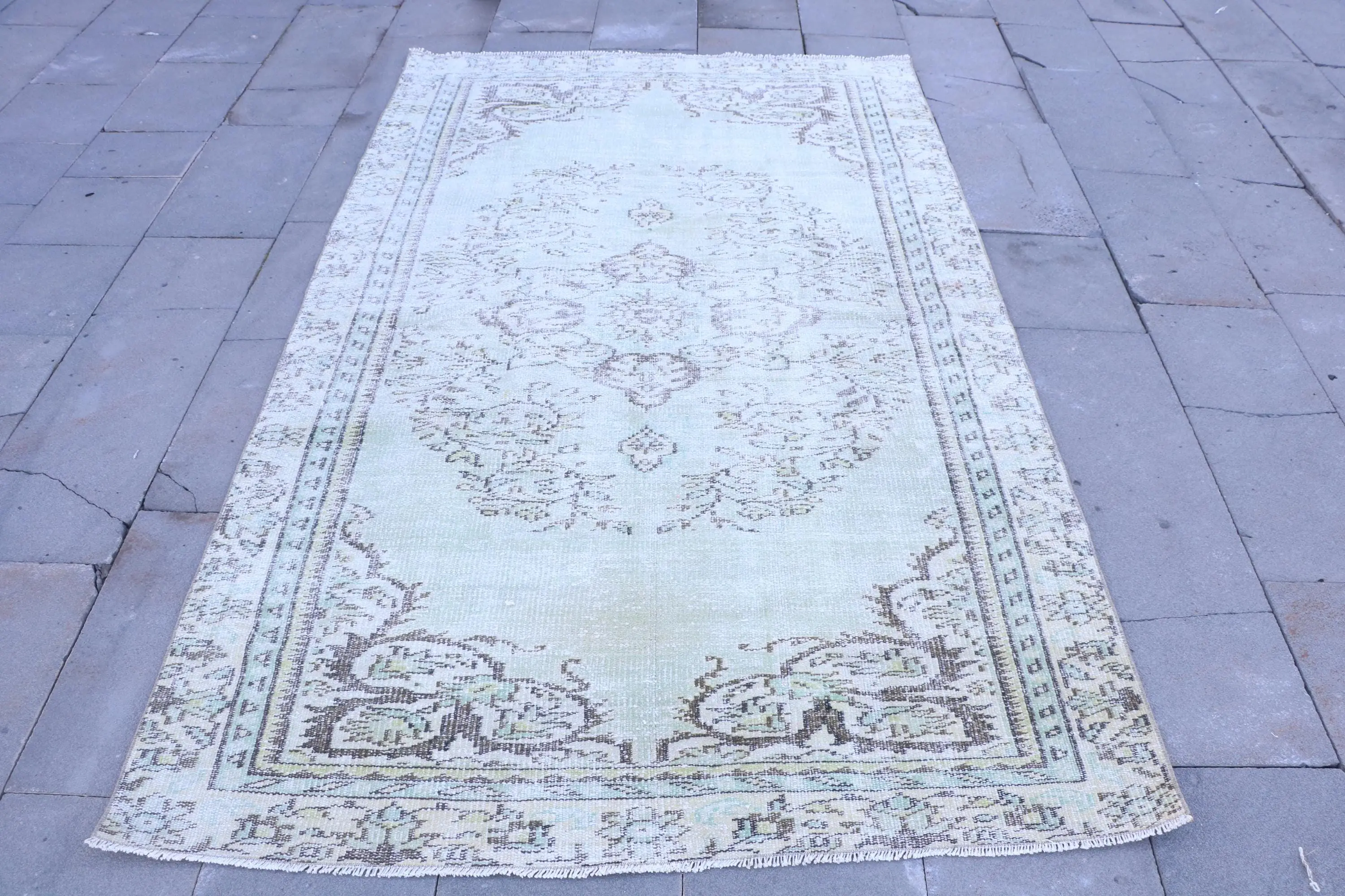4.6x7.6 ft Turkish Rug, Vintage Rug, White Ombré Wool Rug - 1