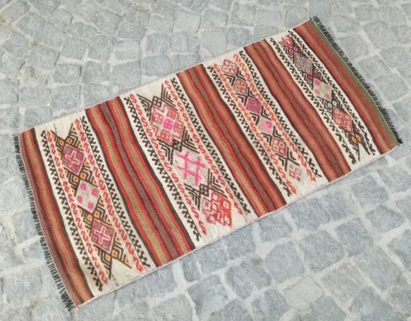 Kahverengi Oryantal Halı, 1,92x3,75 ft, Gül Altın Vurgulu