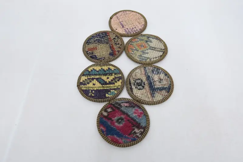 Runde Untersetzer in Braun und Bronze, elegante Tischuntersetzer