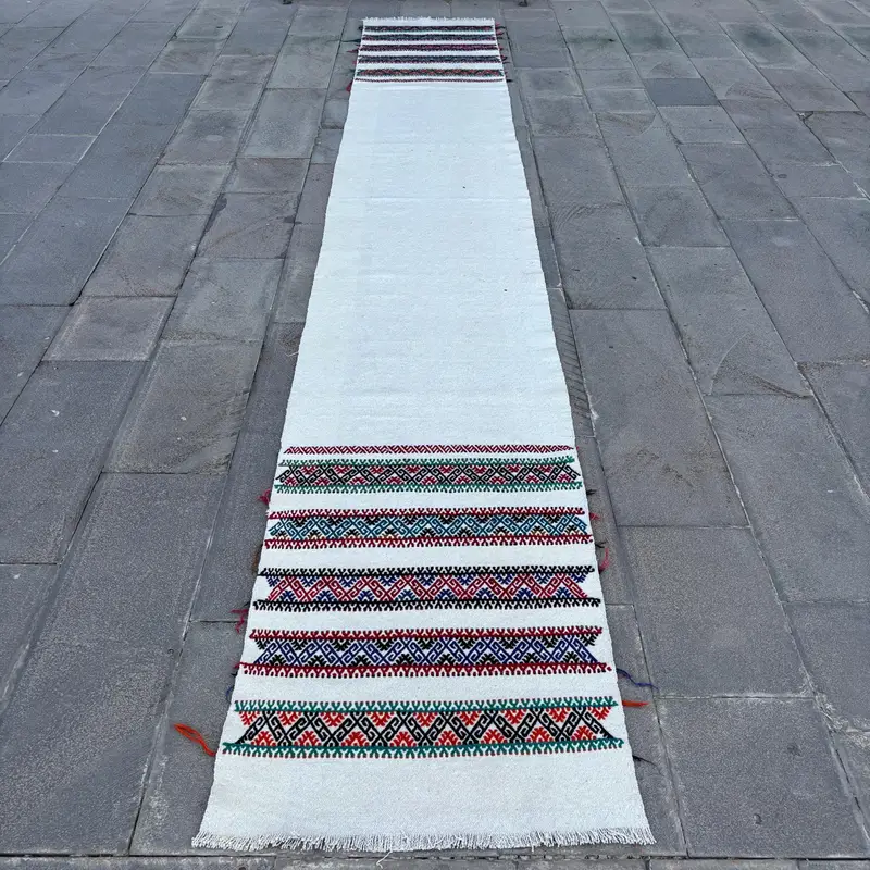 White Rainbow Animal Print Rug, 2,4x15,5 ft Chic Decor