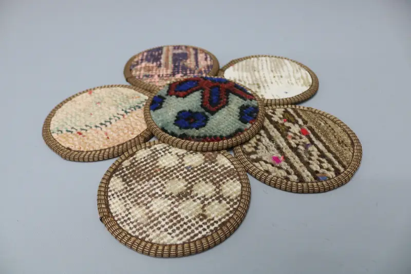 ブルーとベージュのキリムコースター、ユニークな滑り止めパッド