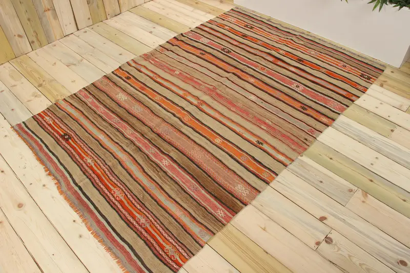 Vintage Turkish Rug, 4.5x7.1 ft Area Rug, Orange Brown Camouflage Wool Rug - 1