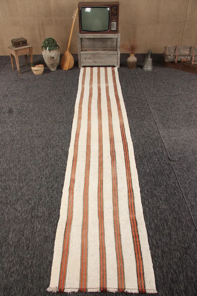 Turkish Vintage Oushak Rug 2.3x13.4 ft (70x408 cm), White Oriental Wool Rug - 1