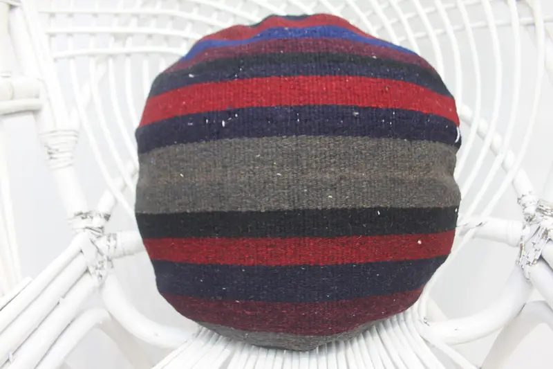 Handgefertigtes besticktes rosa Kissen, 16x16 rundes Wurfkissen