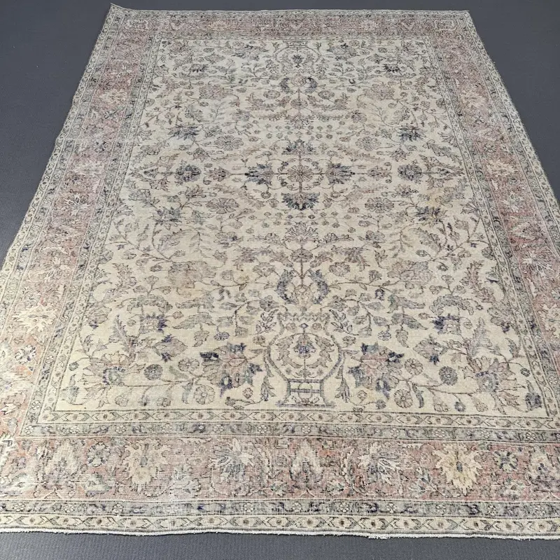 エレガントなベージュラグ、0.7x11.3フィートの幾何学模様の花柄デザイン