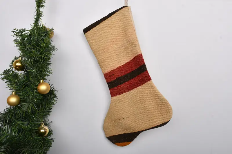 Şenlikli Noel Süsleri Deseni, 7 İnç Tatil Çorabı