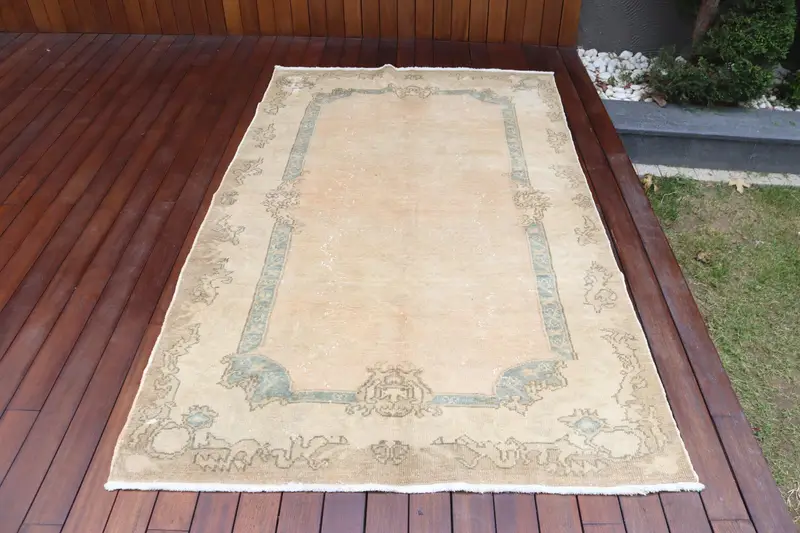 Alfombra turca vintage 4,4x7,3 pies, alfombra de cuadros Oushak beige - 1
