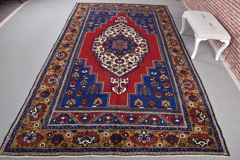 Mavi Soyut Halı, Kırmızı Desenli 7,5x13,1 ft