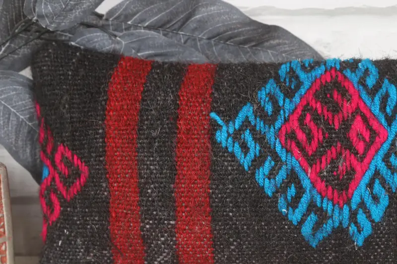 Car Pillow Cover, Handwoven Cushion Cover, Pillow Case, 8x16 Red Pillow Cover, Throw Kilim Pillow, Kilim Pillow, Pillow for Sofa, Aztec Pillow Case - 2