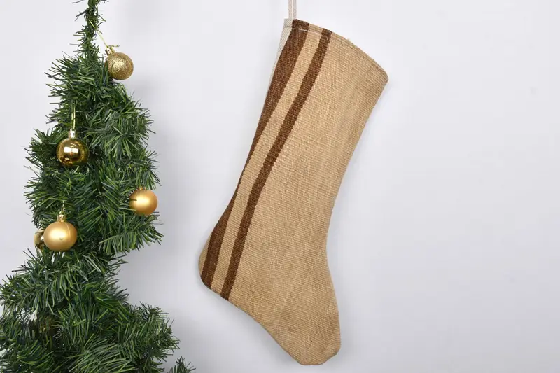 Patrón de adornos navideños, calcetín familiar único de 7 pulgadas de ancho