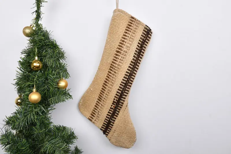 Patrón de adornos navideños, calcetín navideño de 7 pulgadas de ancho