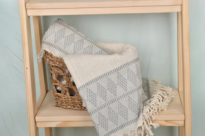 Turkish Towel Beach Towel, Bulk Order Towel, Soft towel, 70x36 Linen Kilim Design Towel, Gift Boxes Towel, Peshtemal Towel, Absorbent Turkish towel - 4