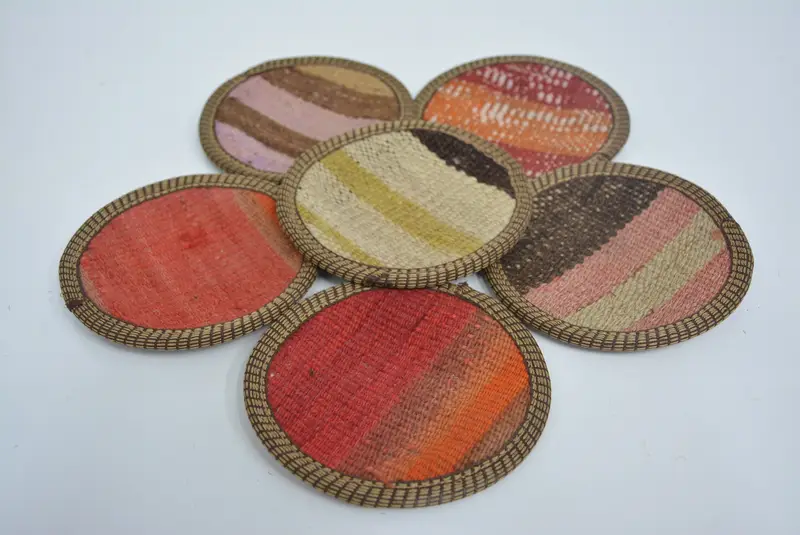 Juego de posavasos redondos bohemios, posavasos antideslizantes rojos y beige