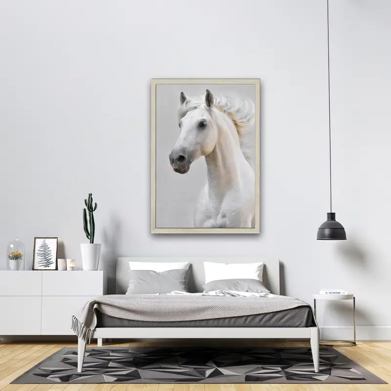 Elegant Horse Print Glass - White, Perfect Gift for Horse Lovers