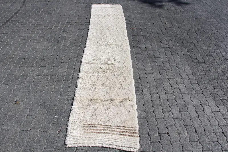 Turkish Oushak Rug 2.6x13.5 ft (79x410 cm), White Floral Vintage Rug - 1