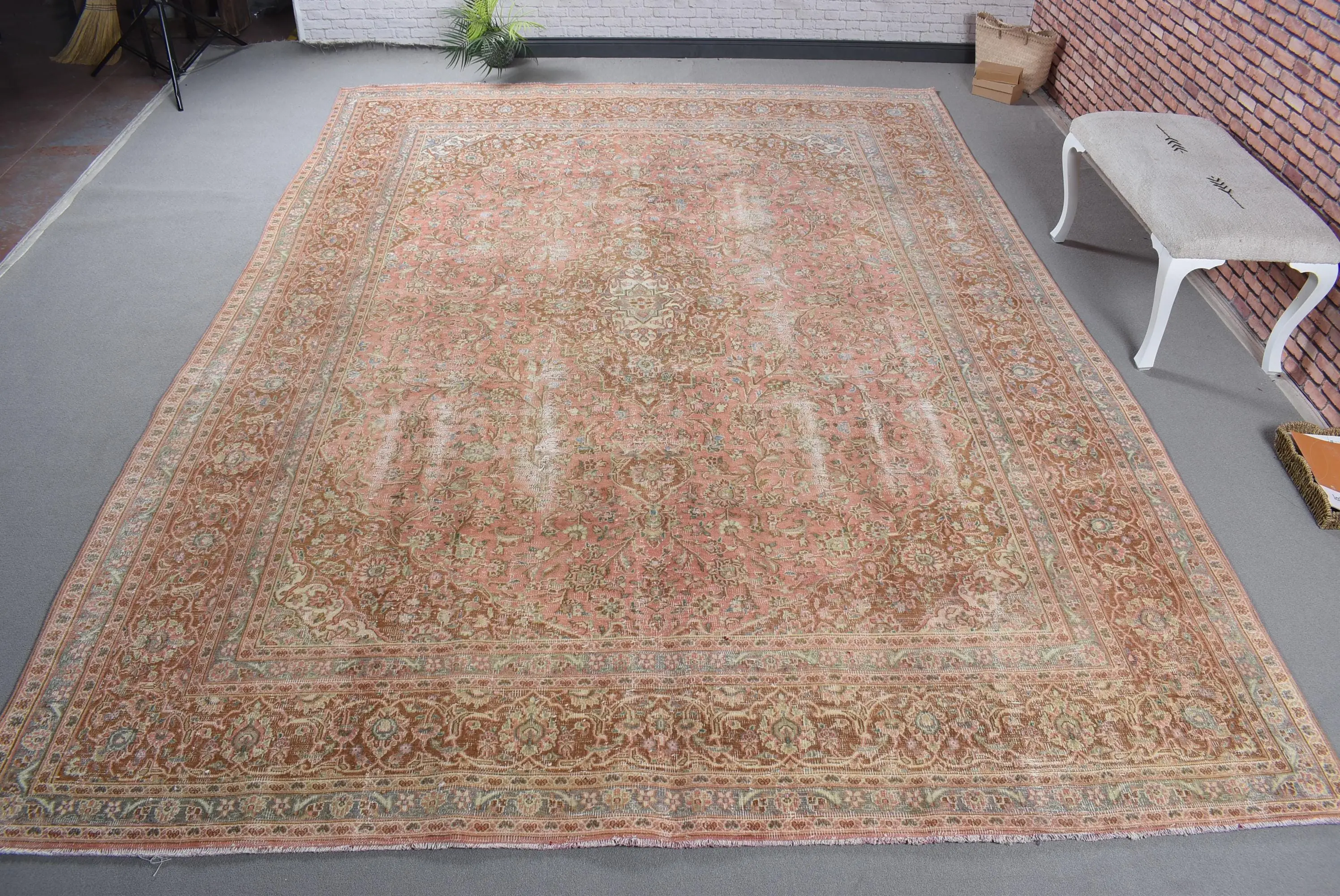 8.9x12.7 ft Rug, Vintage Turkish Oversize Rug, Brown Wool Rug - 1