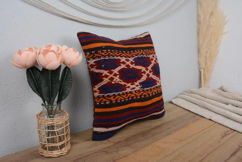 Almohada de lanzamiento bordada azul y roja, cojín hecho a mano de 16x16