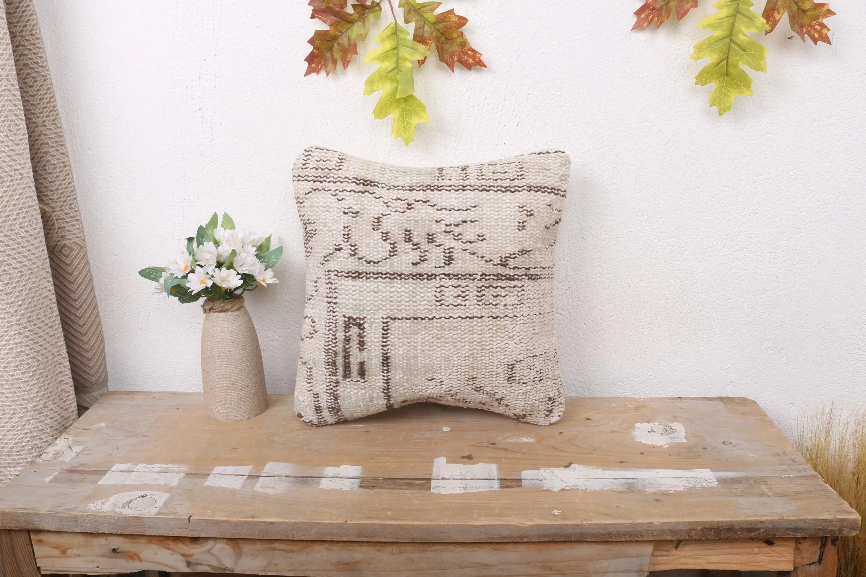 El Yapımı Güneybatı Yeşil & Kahverengi Kırlent, 12x12 Nakışlı Kırlent - 1