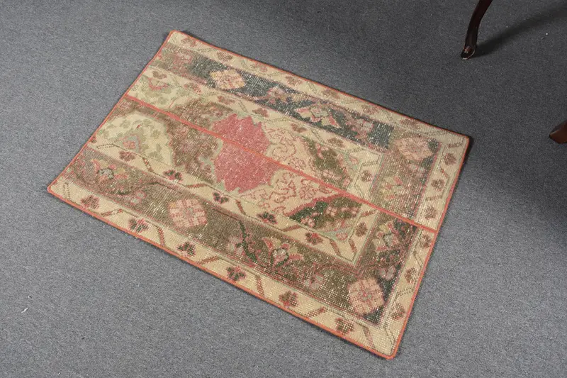2x3,1 ft Vintage Halı, Oushak Halı, Kahverengi Çiçekli Halı Yün - 1