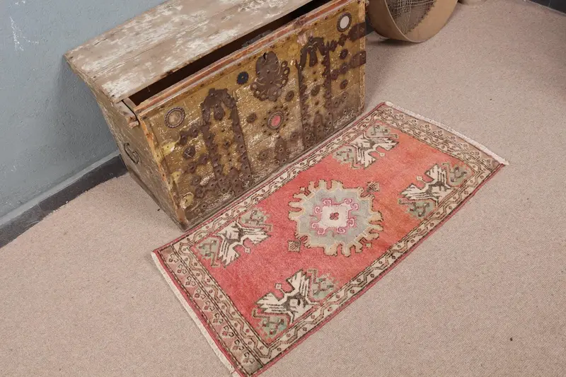 Kırmızı Hayvan Baskılı Halı, 1,7x3,5 ft Yeşil Desenli