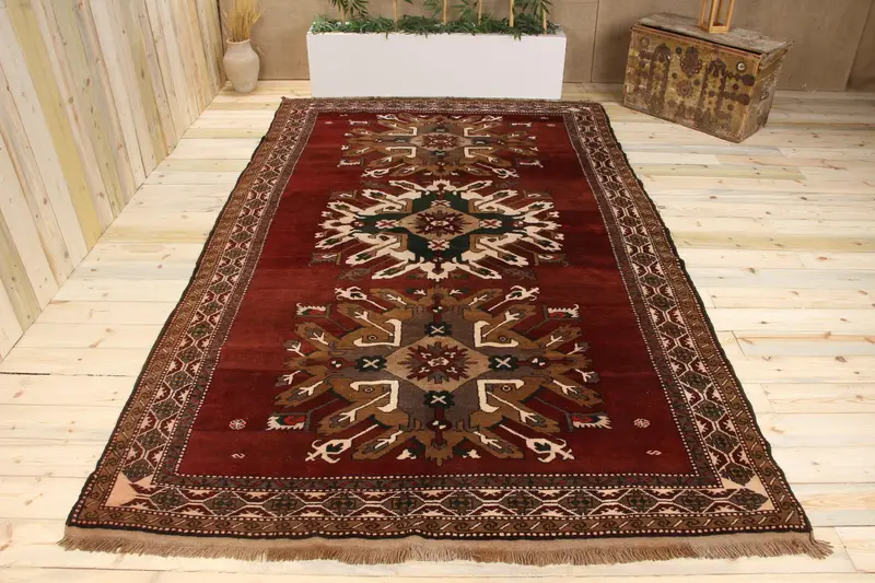 El Yapımı Kırmızı ve Bej Kareli Halı, 5.4x10.6 ft