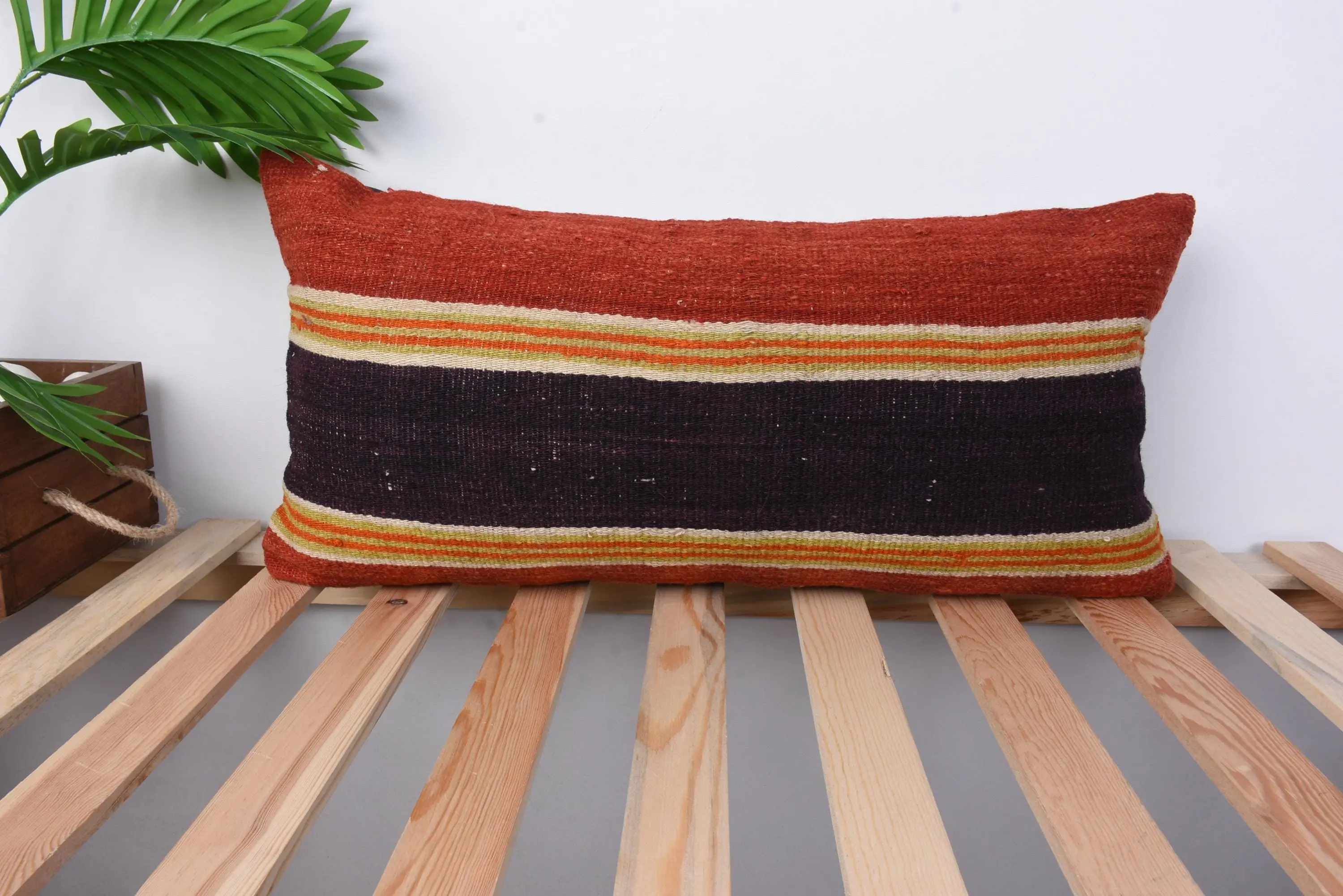 Kırmızı ve turuncu çizgili yastık, 12x24 inç el yapımı dekoratif yastık - 1