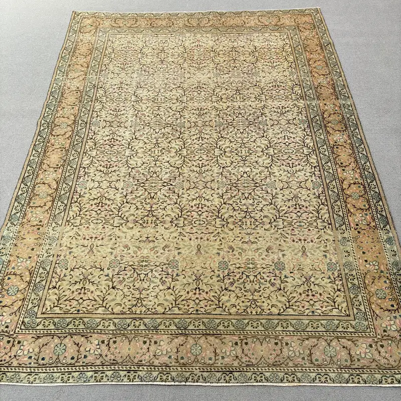 Elegant Beige Rug, 0.4x6.6 ft Floral & Geometric Design