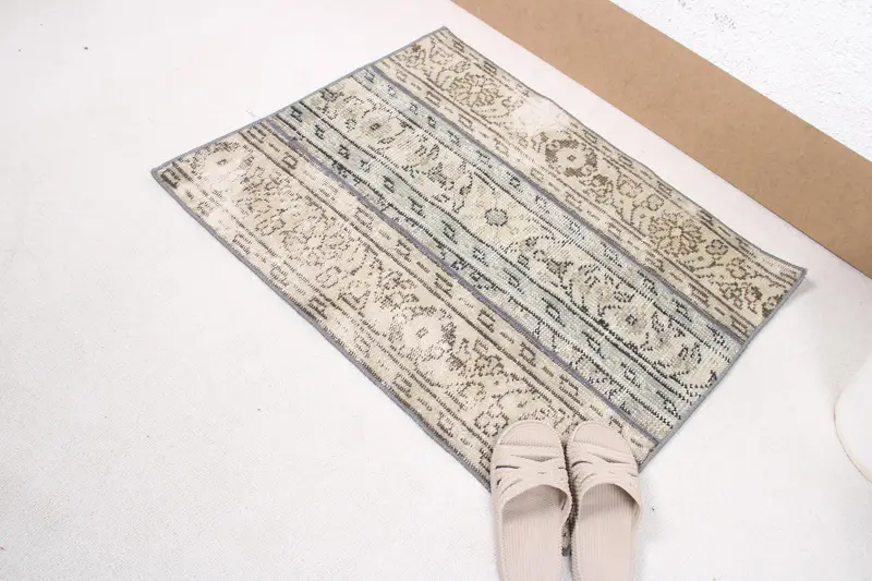 Turkish Oushak Rug 2.4x2.8 ft (73x86 cm), Gray Southwestern Vintage Rug - 1