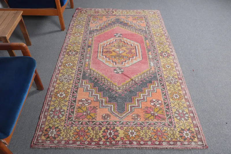 Canlı Sarı İkat Halı, 124x208 cm Zarif Dekor