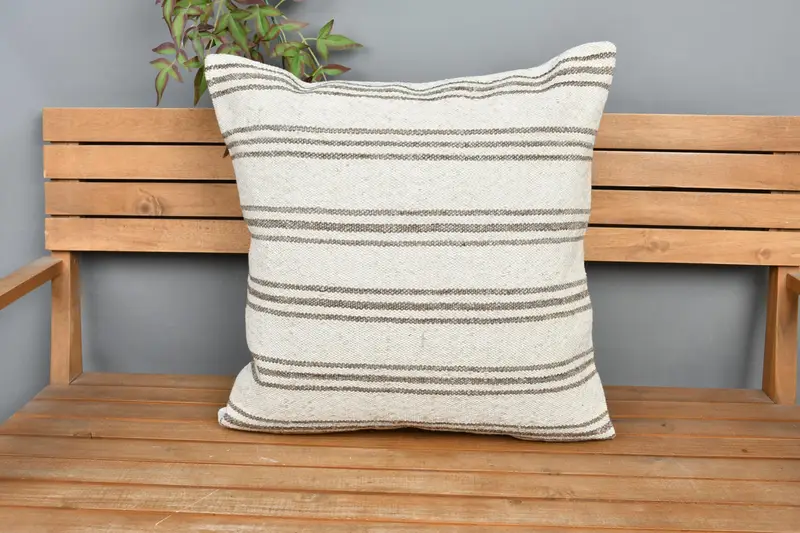 Cozy Throw Pillow, 24x24 White Pillow Cover, Retro Cushion, Gift Pillow, Home Decor Pillow, Throw Kilim Pillow, Pillow Cover - 6