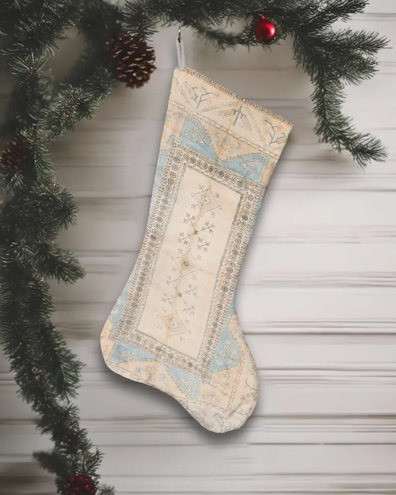 Bej Süslü Mavi Noel Çorabı, Rahat Tatil Dekoru