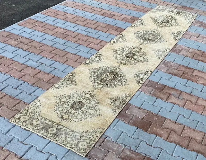 Alfombra Elegante Beige y Marrón, 2.8x13 ft Floral y Geométrica