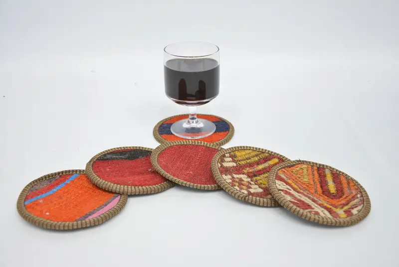 Posavasos redondo bohemio, posavasos étnico rojo y naranja