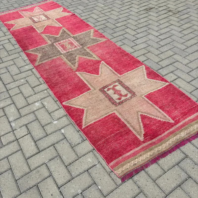 Vintage Herki Runner Rug 3.3x10.7 ft (100x327 cm), Turkish Red Patchwork Wool Rug - 1