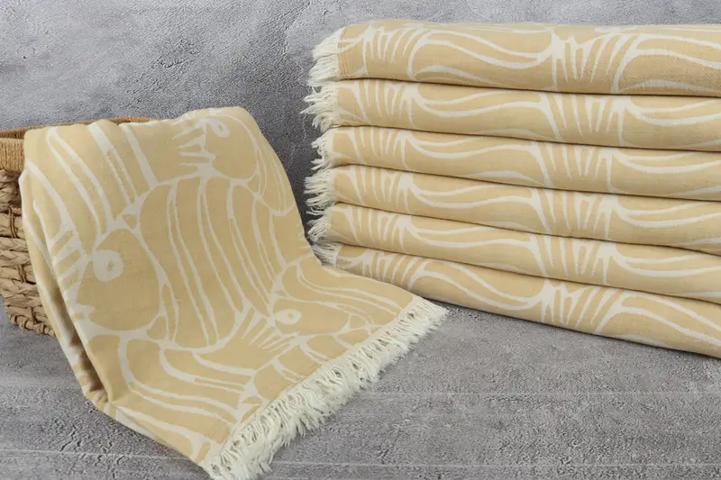Beach Theme Bachelorette Party, Christmas Gift, Custom Wedding Gifts, 70x60 Cotton Fish Design Towel, Bridesmaid Gifts, Throw Blanket Couch - 3