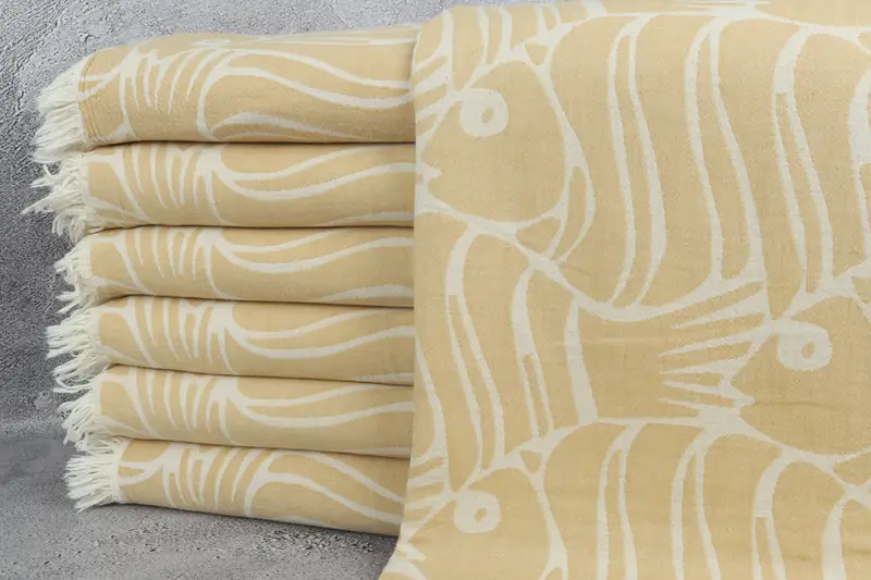 Beach Theme Bachelorette Party, Christmas Gift, Custom Wedding Gifts, 70x60 Cotton Fish Design Towel, Bridesmaid Gifts, Throw Blanket Couch - 1