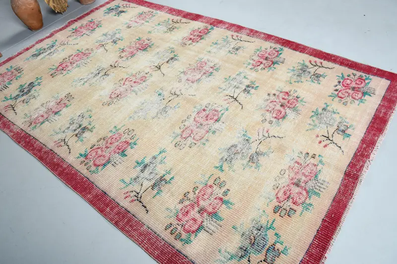 5.5x8.6 ft Türk Vintage Halı, Büyük Halı, Kırmızı Pembe Soyut Yün Halı - 1