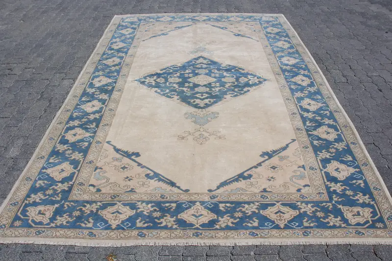 Vintage Turkish Rug 6.9x10 ft (210x305 cm), Oushak Blue White Ombré Rug - 1