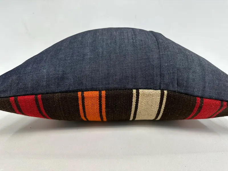 Ein einzigartiges Kissen, Vintage -Kilim -Kissen, Kissenschein, Vintage -Kilim -Kissen, türkisches Kilim -Kissen, 20x20 braune Kissenbedeckung, ethnisches Kissen - 7