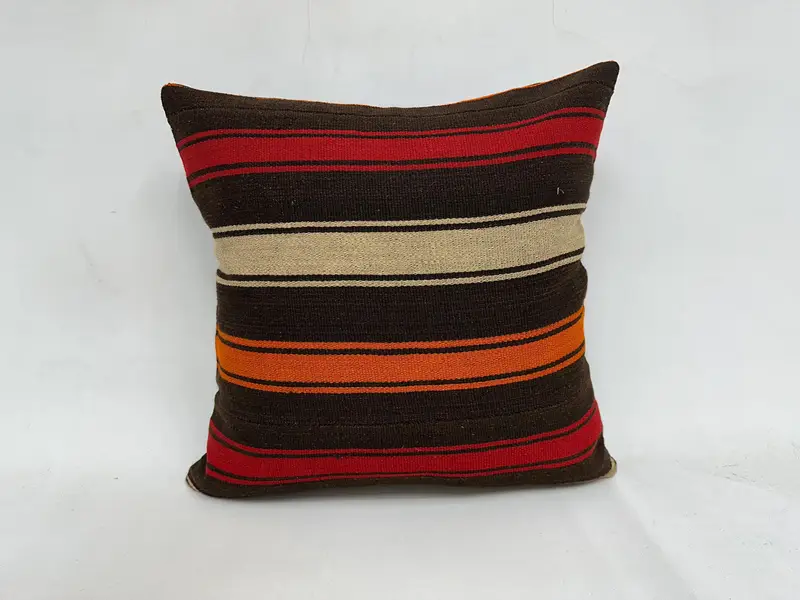 Ein einzigartiges Kissen, Vintage -Kilim -Kissen, Kissenschein, Vintage -Kilim -Kissen, türkisches Kilim -Kissen, 20x20 braune Kissenbedeckung, ethnisches Kissen - 1