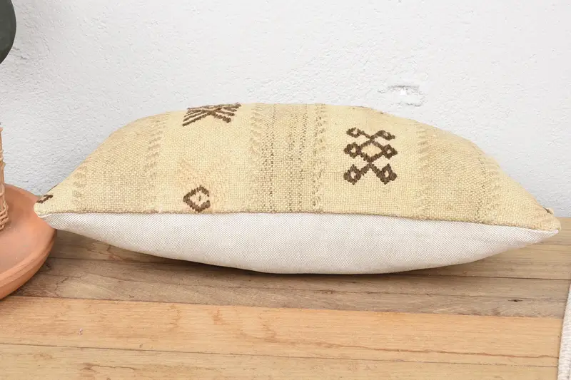 Interior Designer Pillow, 12x20 Beige Cushion, Pillow Sham, Kilim Pillow Cover, Throw Kilim Pillow, Traditional Cushion Cover, Sofa Cushion - 5