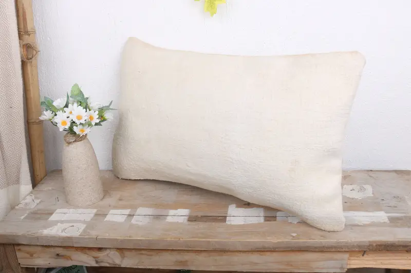 Ethnical Kilim Rug Pillow, Decorative Throw Cushion, Throw Kilim Pillow, Turkish Pillow, Cushion, Aesthetic Pillow Cover, 12x20 White Cushion - 4