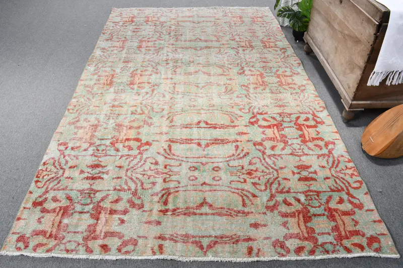 Handmade Green & Red Rug, 0.5x0.8 ft Polka Dot Design