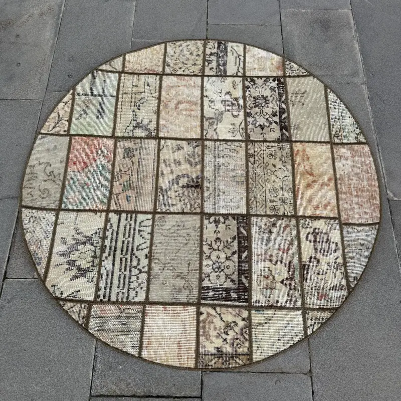 Alfombra Beige con Motivos Florales Geométricos 1,1x1,9m, Decoración Elegante