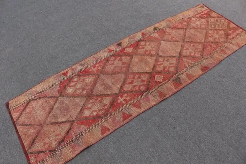 Elegant Beige & Red Rug, 2.3x7 ft Geometric Floral