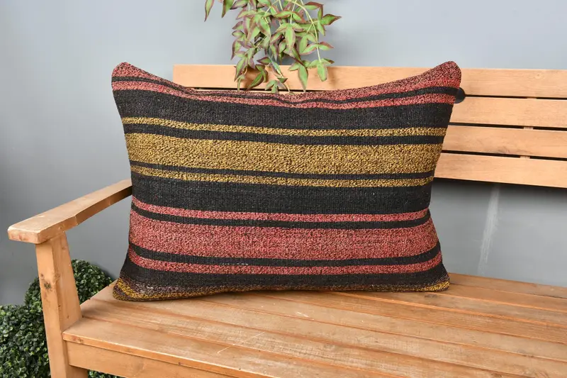 Throw Kilim Pillow, Pillow for Sofa, Vintage Kilim Throw Pillow, Pillow, Colorful Pillow Case, Couch Pillow Cover, 20x28 Red Cushion Cover - 1