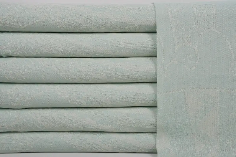 Toalla navideña, toalla de bordado, favores de bodas, toallas de baño, regalo de la madre del novio, toalla de diseño a rayas de algodón 36x18, toalla de mano personalizada - 1
